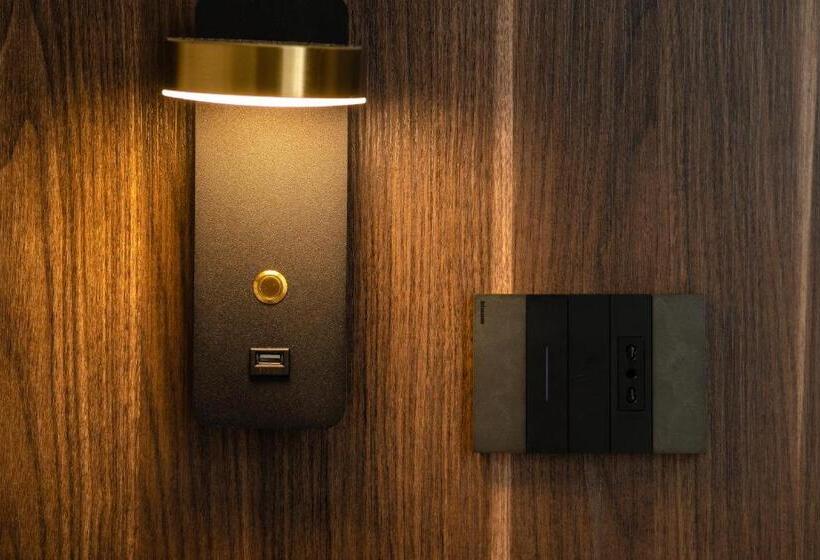 חדר דלוקס נוף לים, Falli