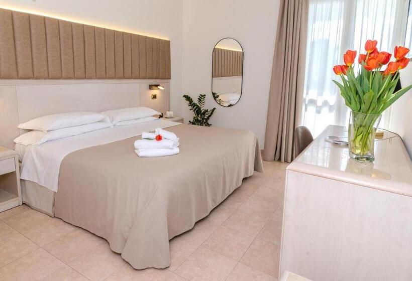 חדר סטנדרט נוף לים עם מרפסת, Falli