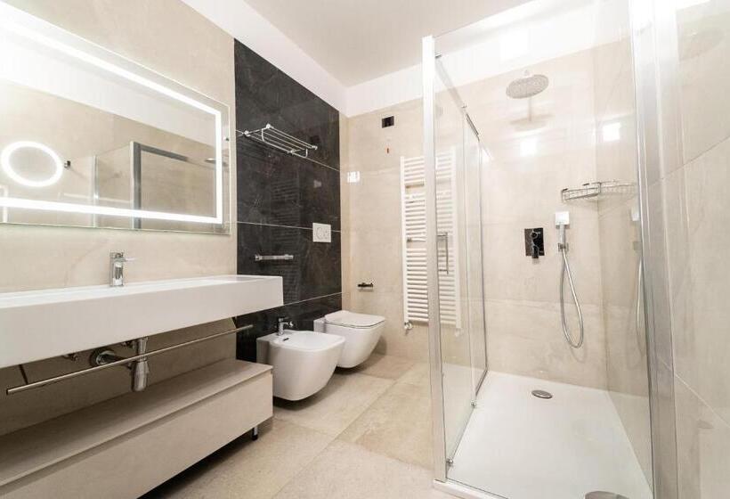 חדר דלוקס נוף לים, Falli