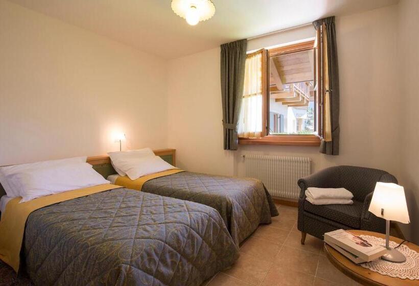 חדר משפחתי, Garni Lilly