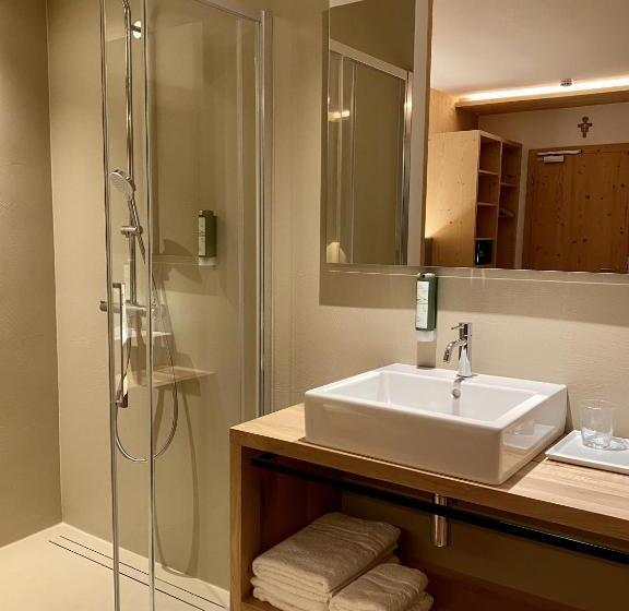 חדר דלוקס, Garni Lilly