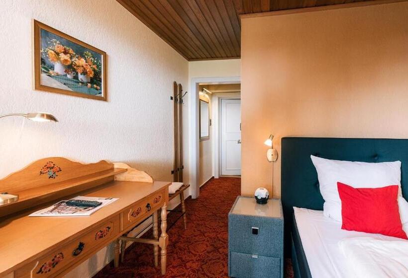 חדר סטנדרט יחיד, Hasenjäger