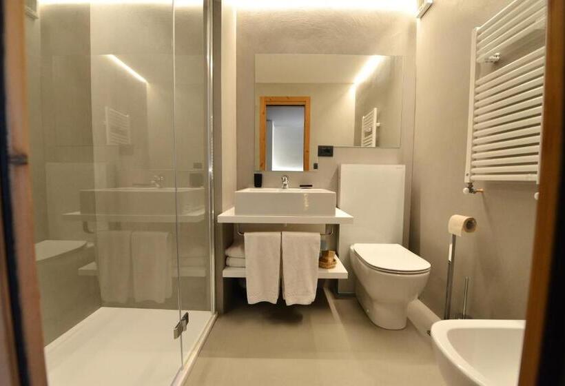 اتاق استاندارد, La Madonnina Del Gran Paradiso Wellness