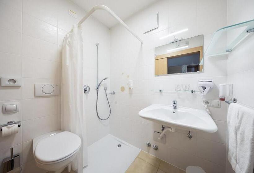 חדר קומפורט, Masatsch