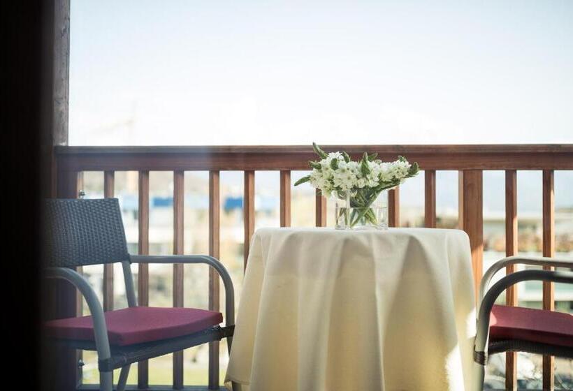 חדר סטנדרט עם מרפסת, Masatsch