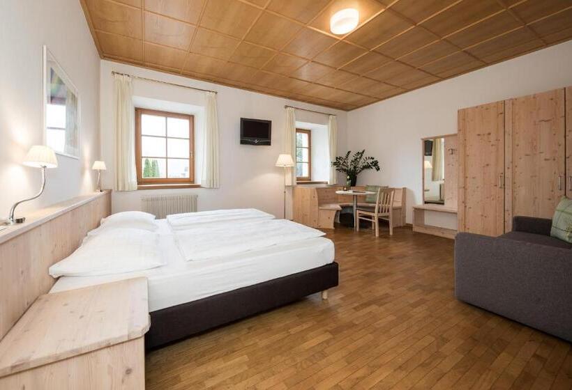 חדר סופריור, Masatsch