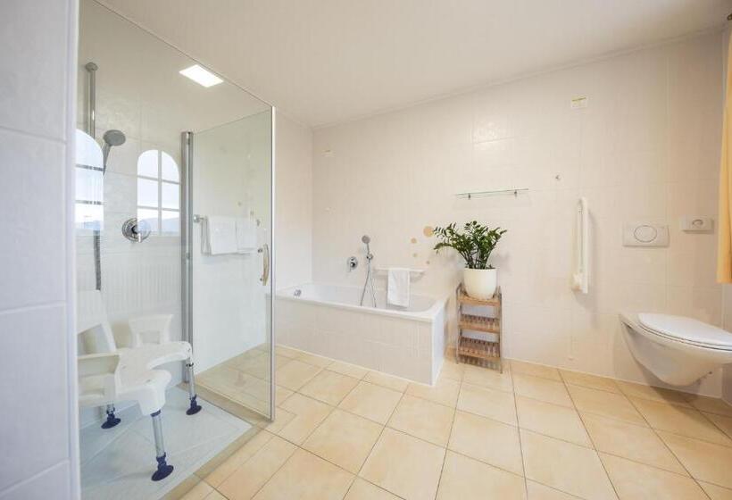 חדר סופריור, Masatsch