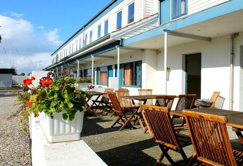 Четырехместный Номер Стандарт, Medio