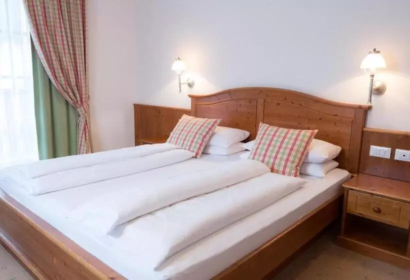 コンフォートルーム, Boutique Hotel Olympia