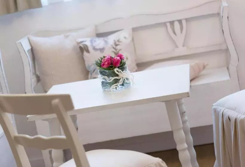 スイート, Boutique Hotel Olympia