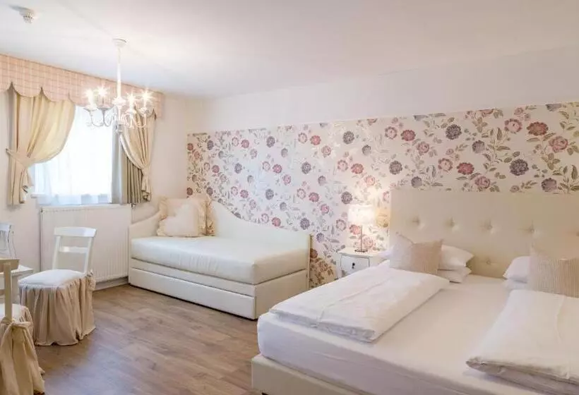スイート, Boutique Hotel Olympia