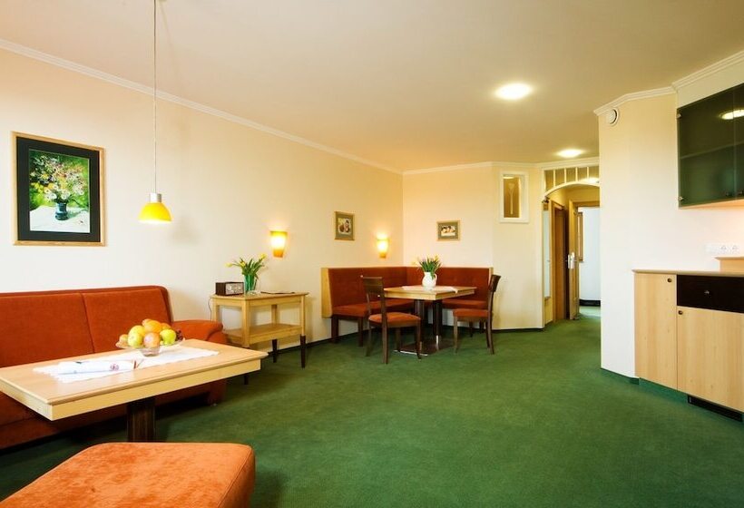 침실 2개 스위트, Panoramahotel Grobauer