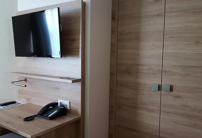 스탠다드 룸, Prinz Heinrich