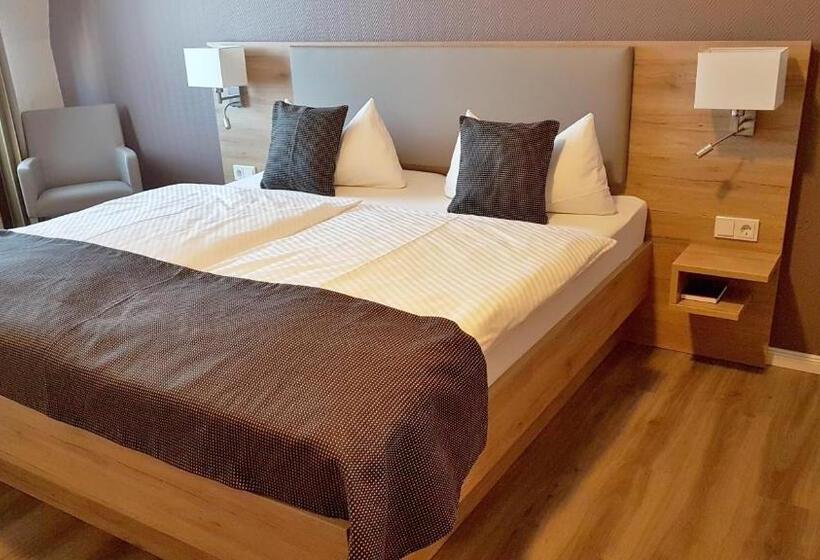 스탠다드 룸, Prinz Heinrich