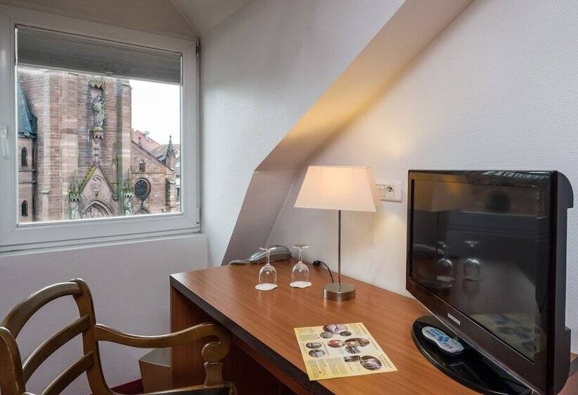 חדר קומפורט, Restaurant Notre Dame