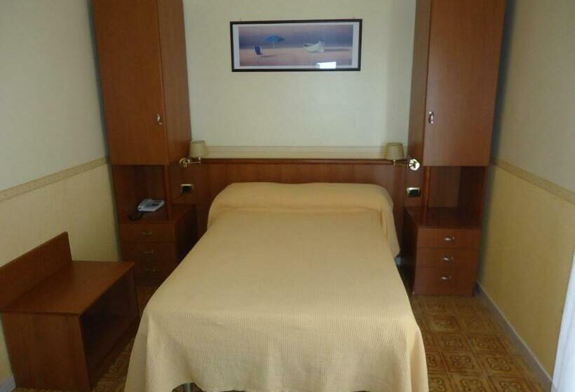 Номер Стандарт Индивидуальный, Riviera