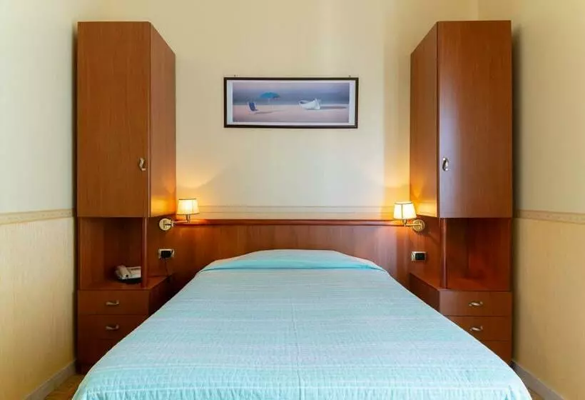 اتاق استاندارد یک نفره, Riviera
