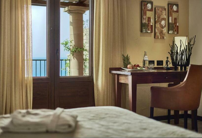 수피리어 룸 바다 전망, Rocca Della Sena