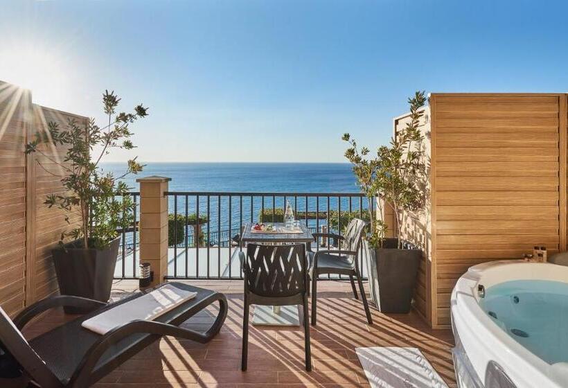 디럭스 룸 바다 전망, Rocca Della Sena