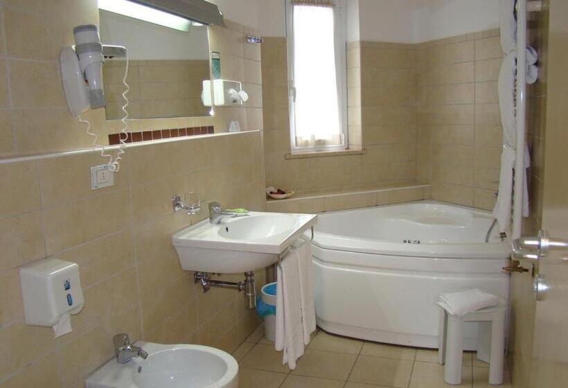 スタンダードシングルルーム, Seapark Spa Resort