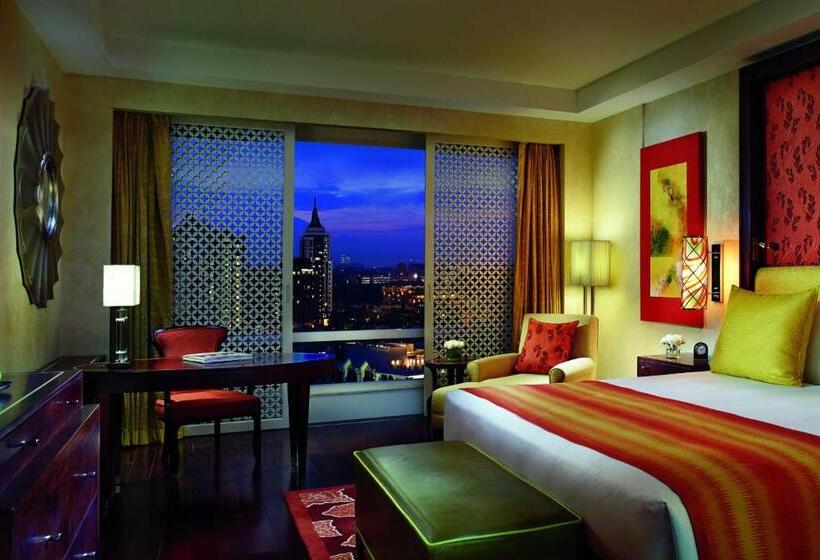 클럽 룸, The Ritz   Carlton, Bangalore