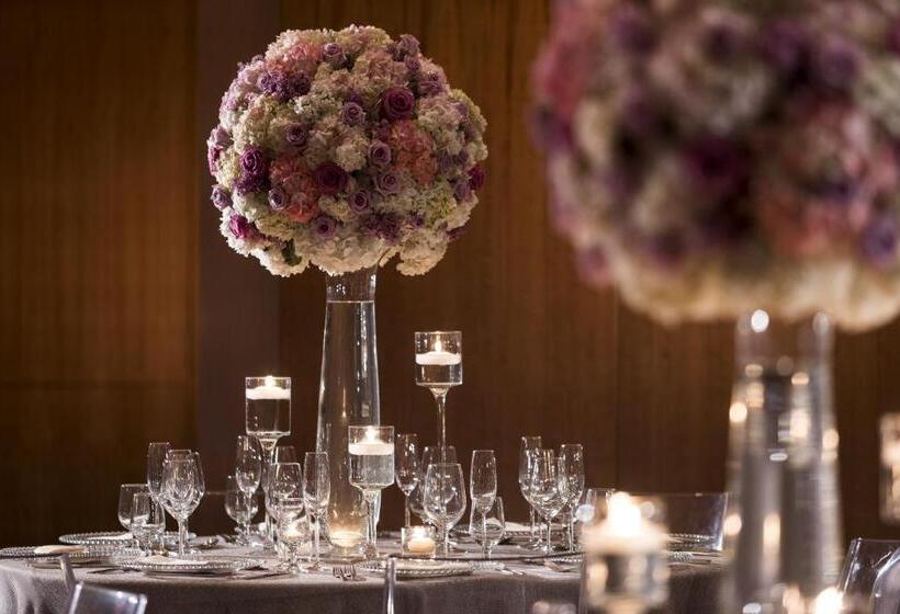 クラブルーム, The Ritz   Carlton, Bangalore