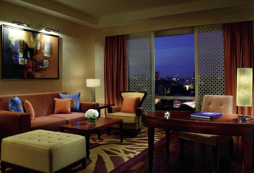 סוויטה אקזקיוטיב, The Ritz   Carlton, Bangalore