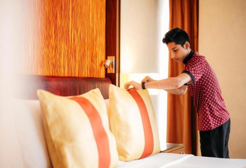 סוויטה אקזקיוטיב, The Ritz   Carlton, Bangalore