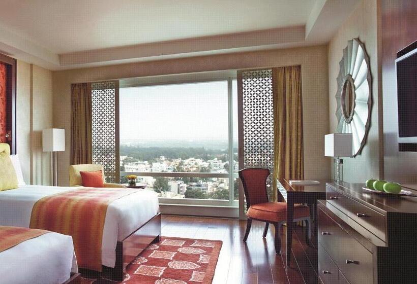 프리미엄 룸, The Ritz   Carlton, Bangalore