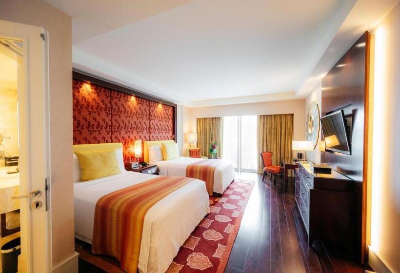 חדר פרמיום, The Ritz   Carlton, Bangalore