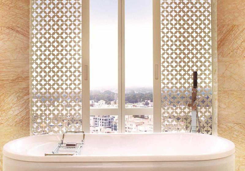 סוויטת קלאב, The Ritz   Carlton, Bangalore