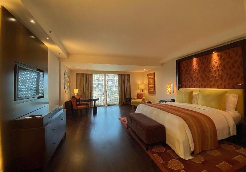 디럭스 룸, The Ritz   Carlton, Bangalore
