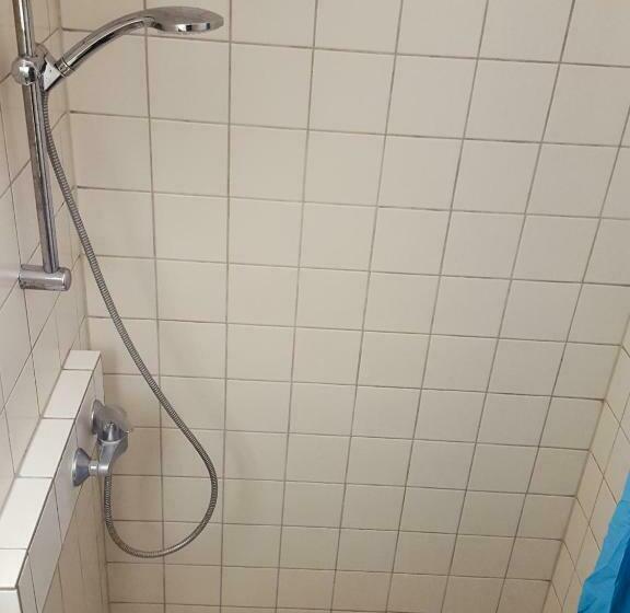 اتاق استاندارد, Travel Inn