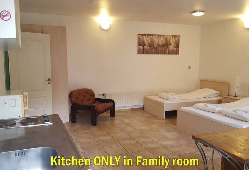 اتاق خانوادگی, Travel Inn