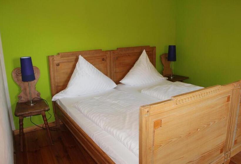 스탠다드 룸, Turmdieb