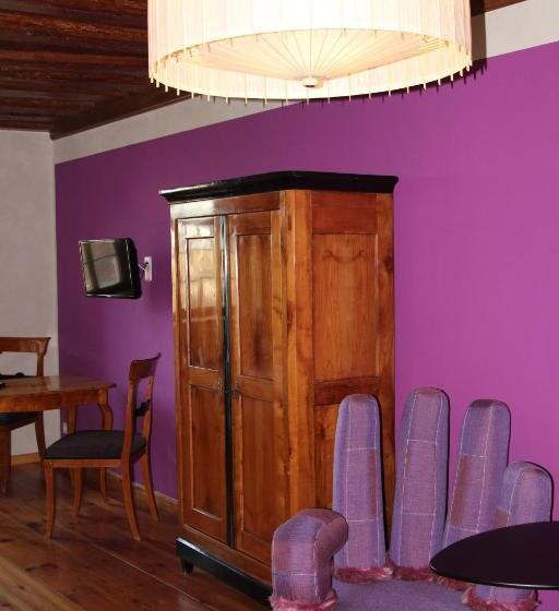 수피리어 룸, Turmdieb