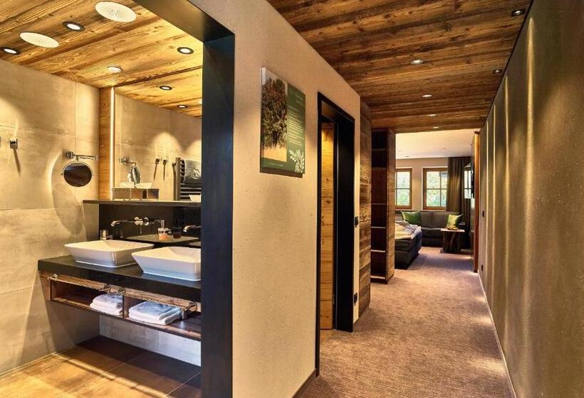 バルコニー付きデラックスルーム, Zedernhof Gesundheits & Wellness