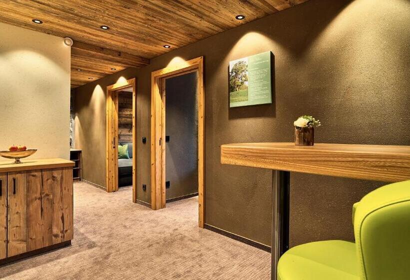 스위트, Zedernhof Gesundheits & Wellness