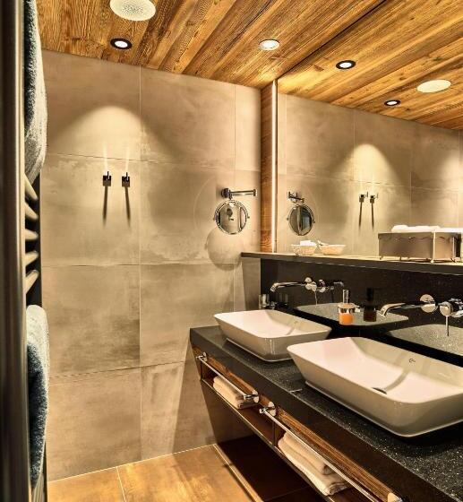 ジュニアスイート, Zedernhof Gesundheits  & Wellness