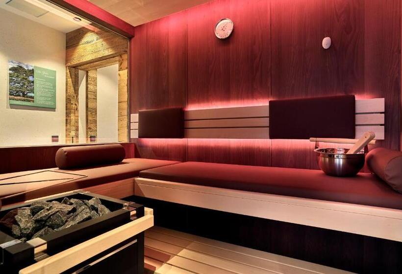 جناح جونيور, Zedernhof Gesundheits  & Wellness