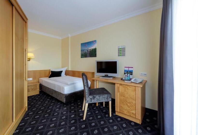 标准单人间, Zum Adler