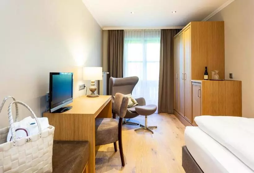 اتاق استاندارد یک نفره, Landhotel Gottinger