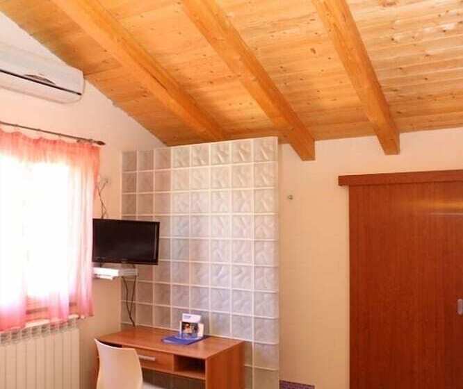 חדר סטנדרט, Motta Residence