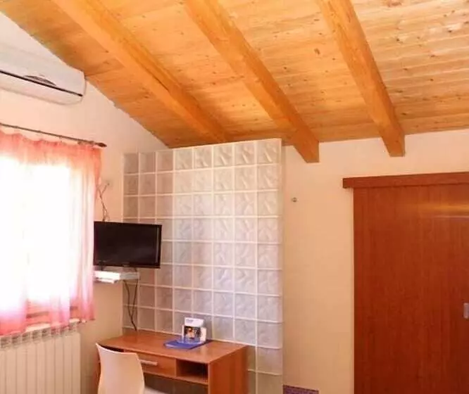 اتاق استاندارد, Motta Residence