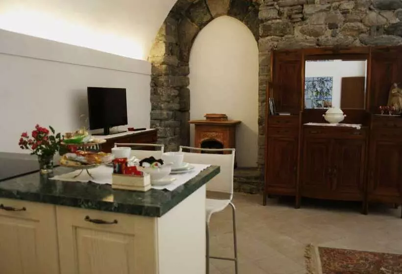 スイート, Residence Briona