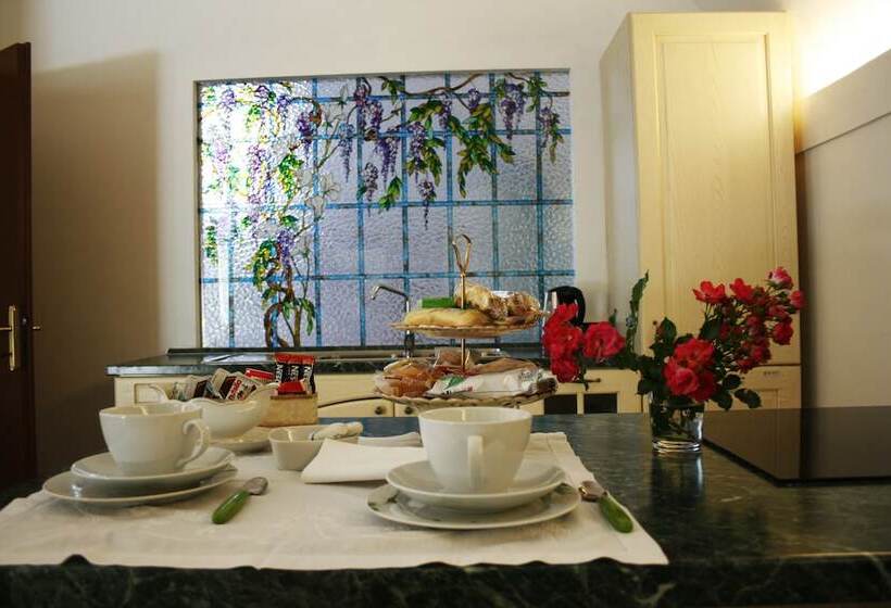 スイート, Residence Briona