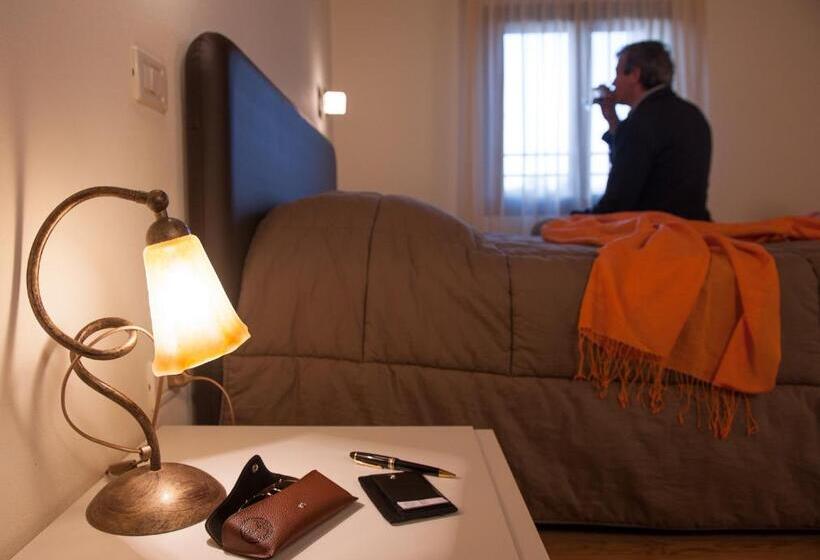 اتاق استاندارد چهار تخته, Residence Cà Beregana