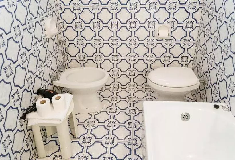 1 Bedroom Apartment with Balcony, Villa Nottola