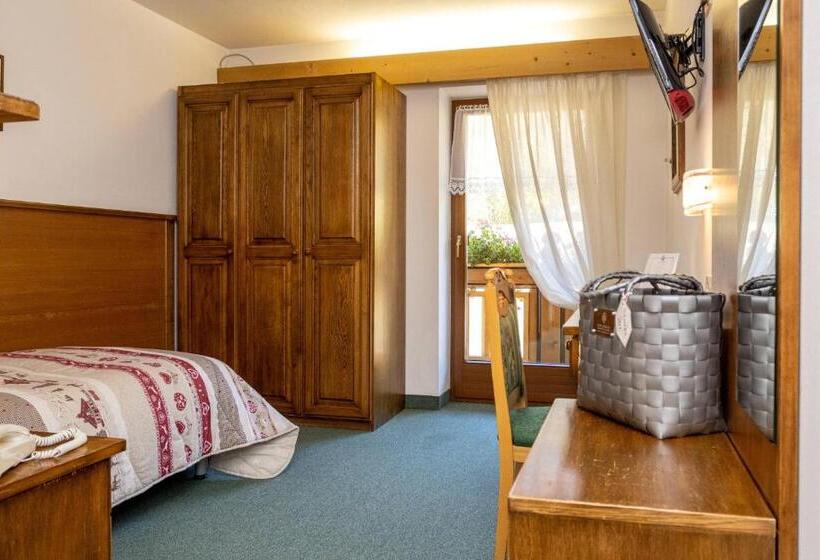 חדר סטנדרט יחיד, Wellness Hotel Dolomia