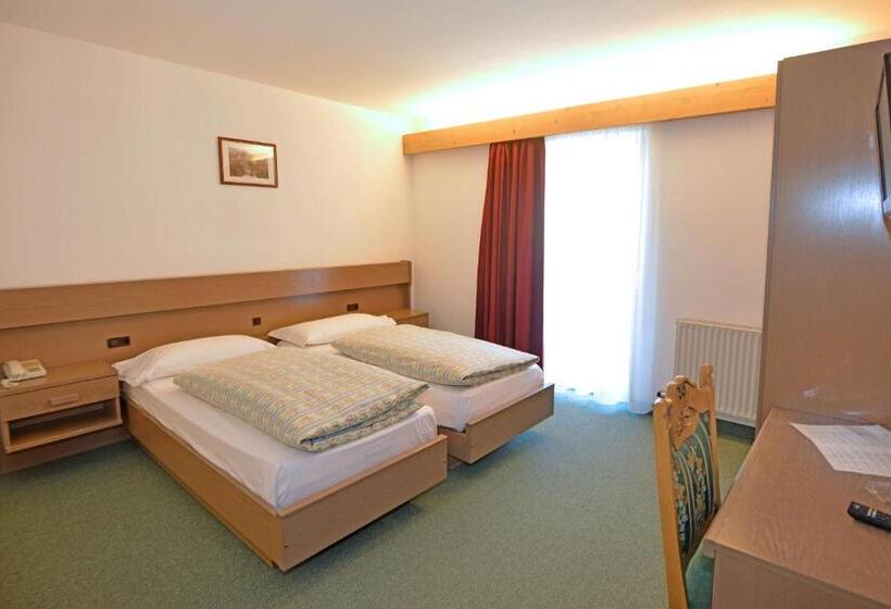 اتاق استاندارد, Wellness Hotel Dolomia